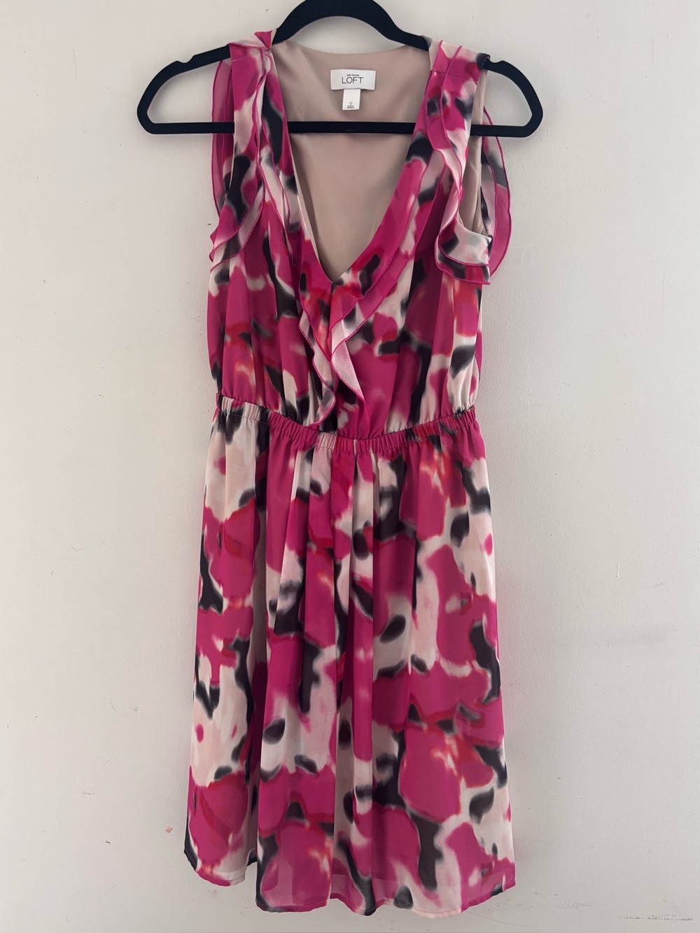 LOFT Hot Pink Abstract Ruffle V-Neck Dress Size 0